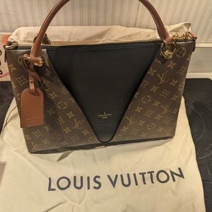 Louis Vuitton purse